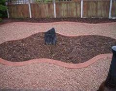 A Fantastic Sprayed Red Edging A Fantastic Sprayed Red Edging